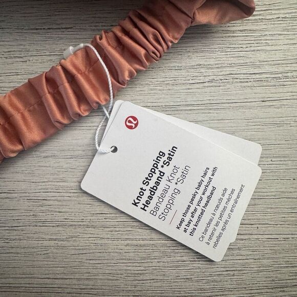 Lululemon knot stopping headband - Picture 3 of 5